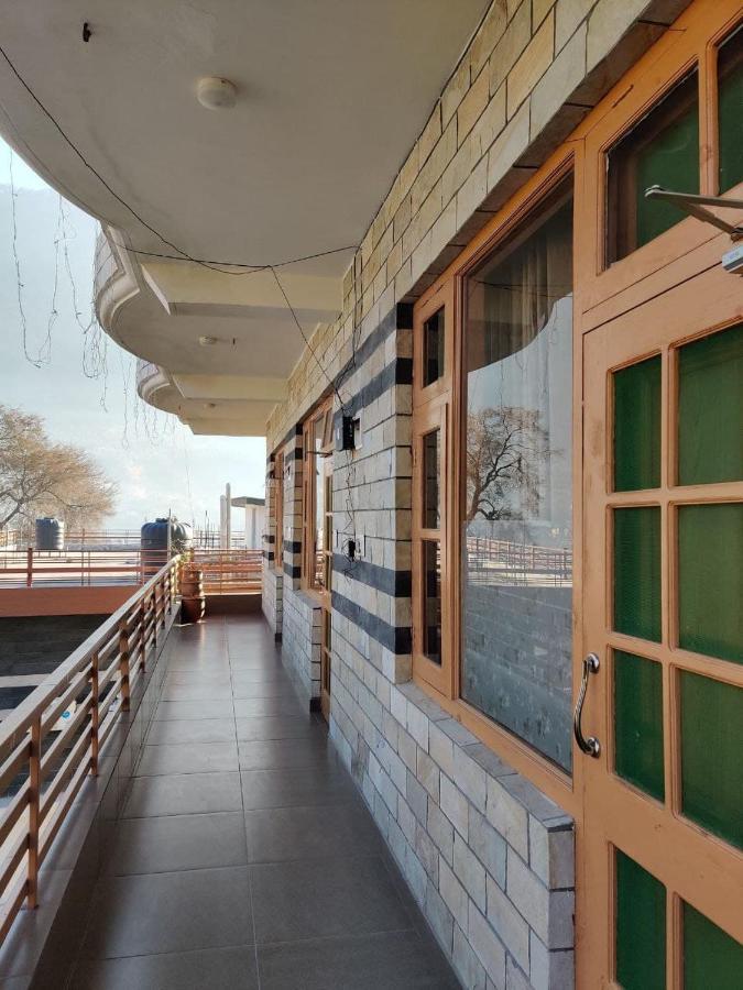 Mathan View Homestay - 3Min Drive To Kullu-Manali Airport Shamshi المظهر الخارجي الصورة